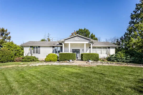 6468 Green Leaves RD, Indianapolis, IN 46220