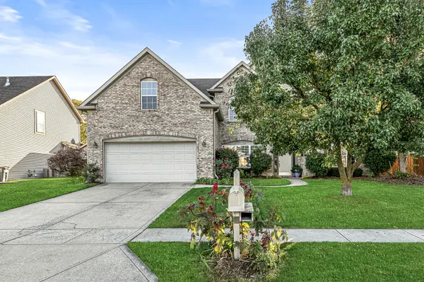 1487 Cherry Blossom CT, Greenwood, IN 46143