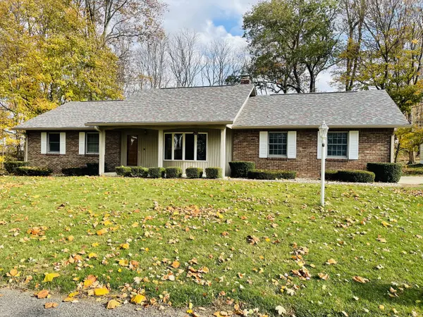 8744 N Valley View CT, Middletown, IN 47356