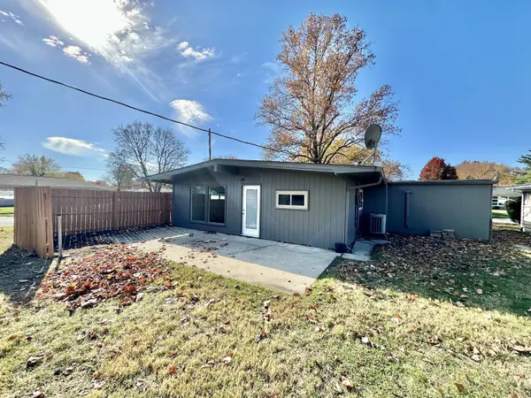1530 Section ST, Plainfield, IN 46168