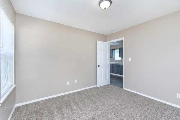 5010 Elliott AVE, Indianapolis, IN 46201