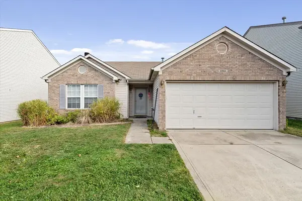10866 Daylight DR, Camby, IN 46113