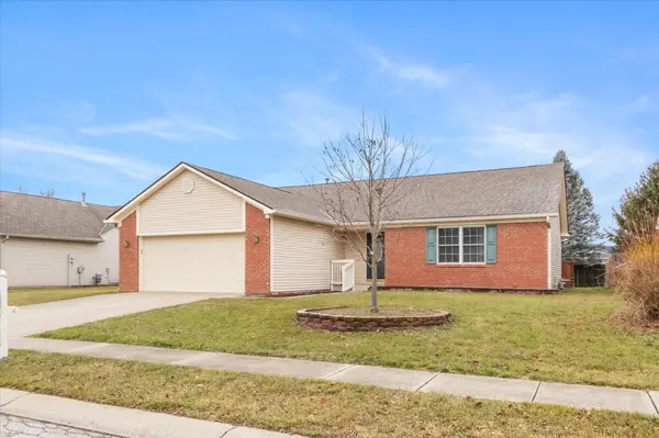 1224 Meadowood DR, Danville, IN 46122