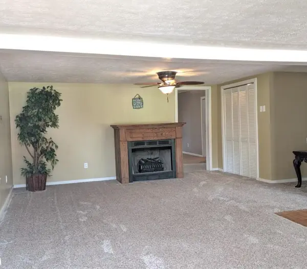 5760 Mason LN, Martinsville, IN 46151