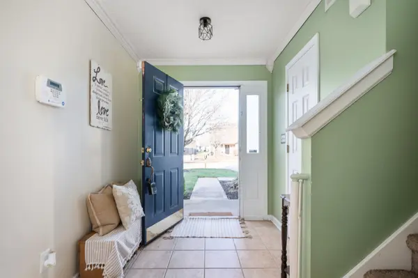 1167 Spring Meadow CT, Franklin, IN 46131
