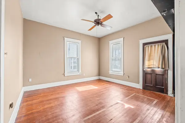 406 W 7th ST, Seymour, IN 47274