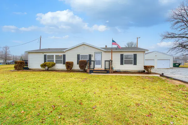 23 Lazy Acres, Greencastle, IN 46135