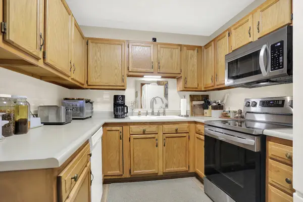 8152 Bentley Farms DR, Indianapolis, IN 46259