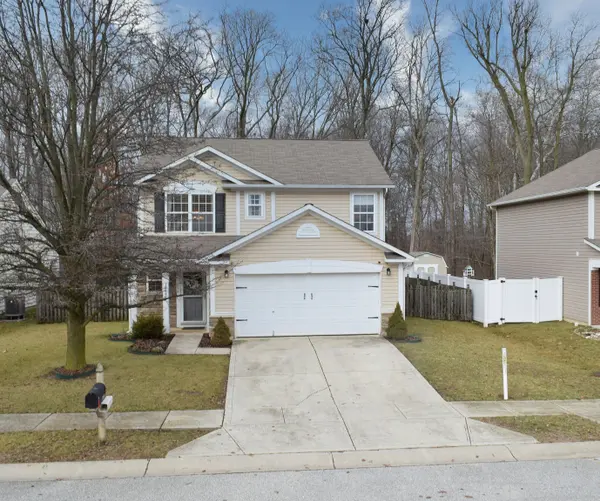 10014 New Dawn PL, Avon, IN 46123