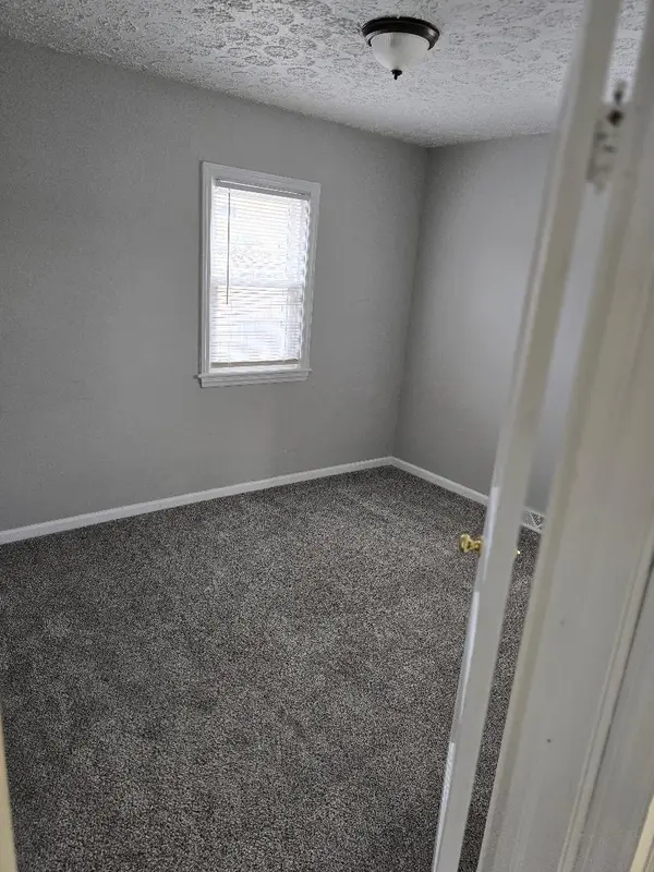446 Kessler BLVD, Seymour, IN 47274