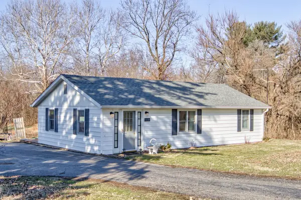 11168 N Gasburg RD, Mooresville, IN 46158