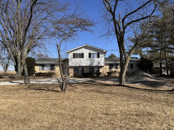 3050 N Michigan RD, Shelbyville, IN 46176