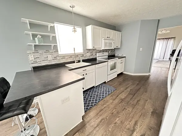 434 Vernon PL, Westfield, IN 46074