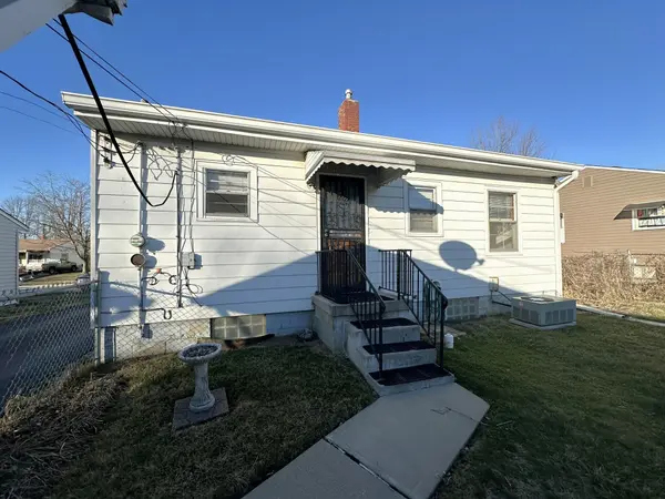 625 Fletcher LN, Beech Grove, IN 46107