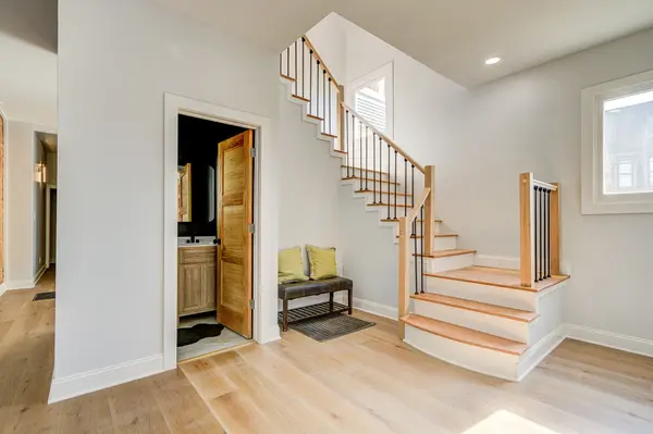 640 E 10th ST, Indianapolis, IN 46202