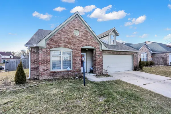 5628 Orchardgrass LN, Indianapolis, IN 46254