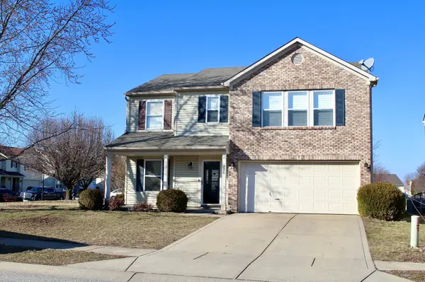 326 Sunbeam LN, Greenwood, IN 46143