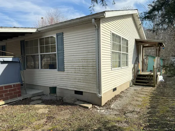 3413 N Sugar ST, Brownstown, IN 47220