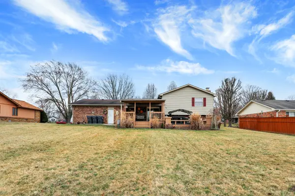 46 Tarry CT, Greenwood, IN 46142