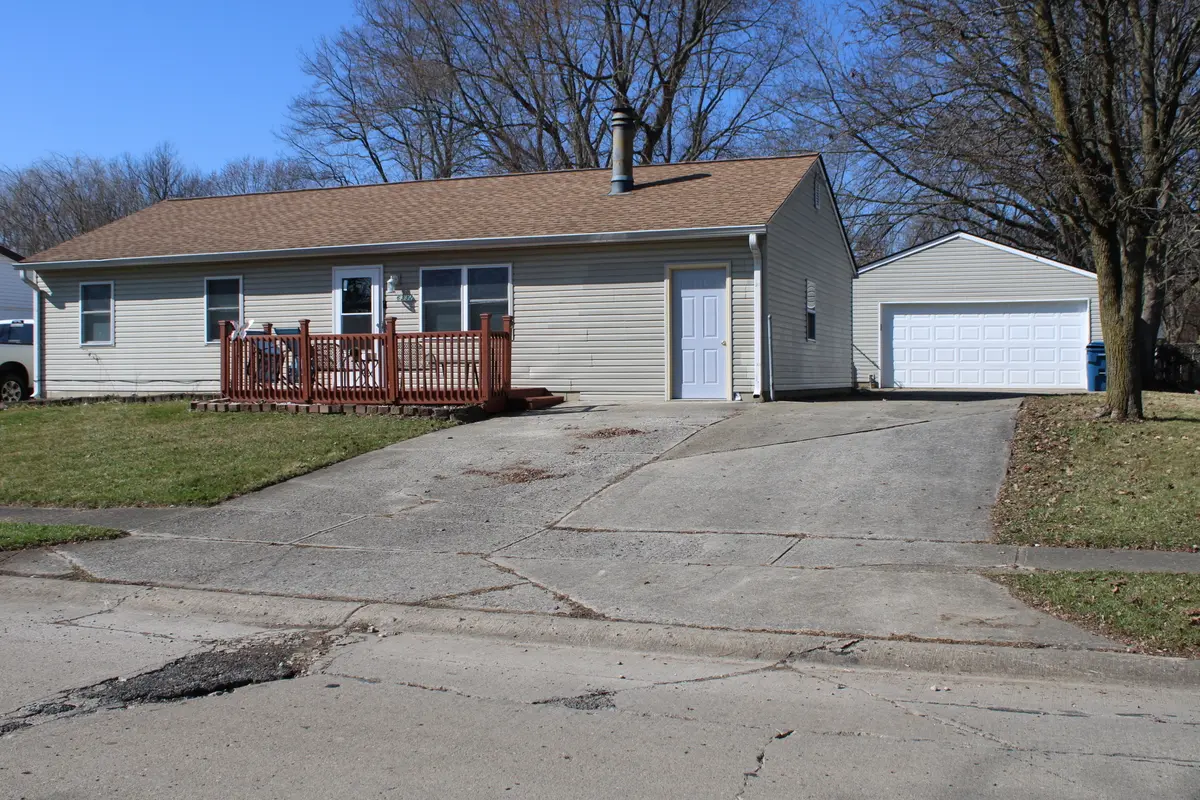6332 Old Mill DR, Indianapolis, IN 46221