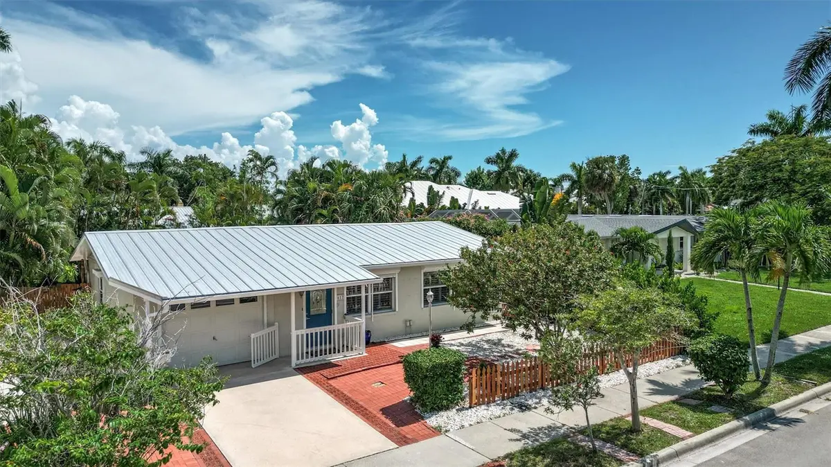 617 W OLYMPIA AVE, Punta Gorda, FL 33950