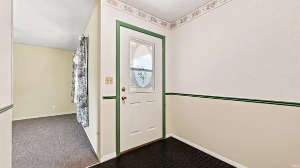 714 W Darrell DR, Muncie, IN 47303-9764