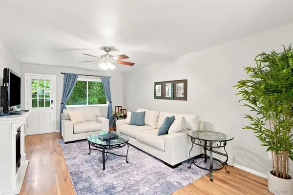321 Titusville RD #D15, Poughkeepsie, NY 12603
