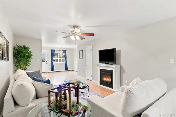 321 Titusville RD #D15, Poughkeepsie, NY 12603