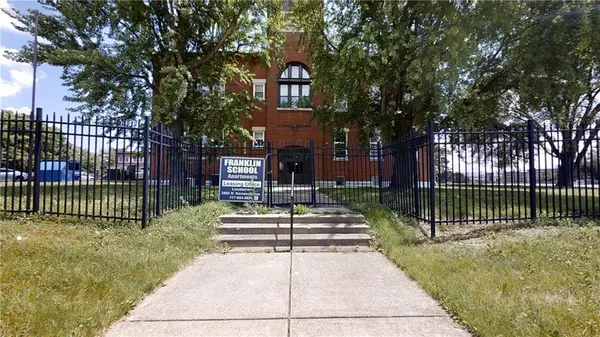 2803 N Capitol AVE, Indianapolis, IN 46208