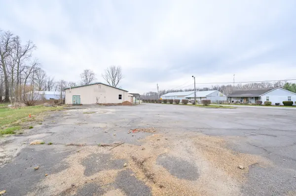 8467 W 300 S, Columbus, IN 47201