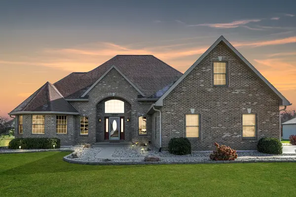 1132 S County Road 375 E, New Castle, IN 47362