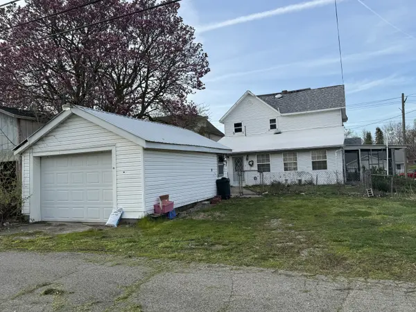 709 W Adams ST, Alexandria, IN 46001