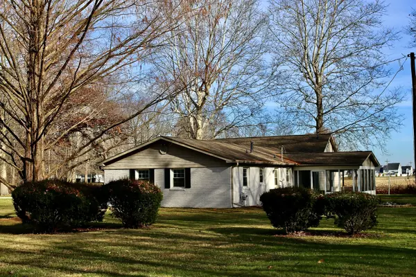 5265 W 200 S, New Palestine, IN 46163