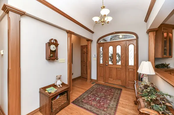 1947 Dynasty Lake DR, Martinsville, IN 46151