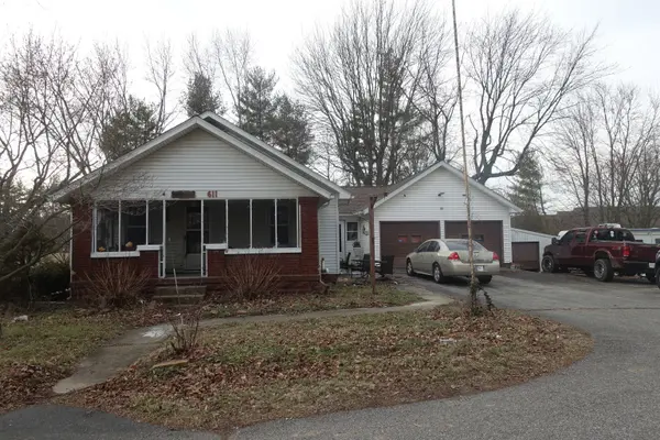 611 Enos RD, Seymour, IN 47274