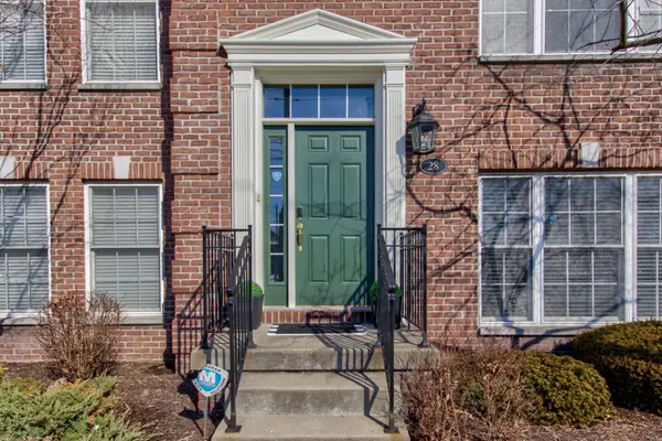 28 E 86th ST, Indianapolis, IN 46240