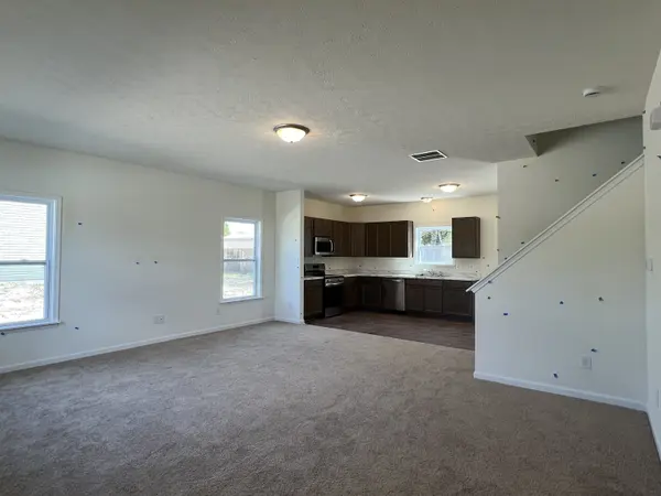 2020 Sandhill DR, Seymour, IN 47274