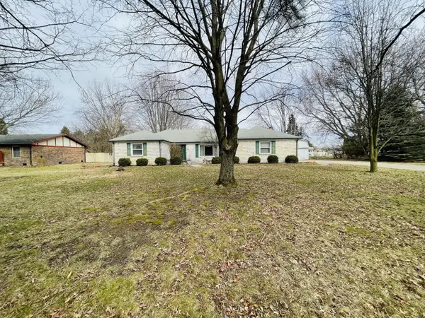 202 Cranberry DR, Greenfield, IN 46140