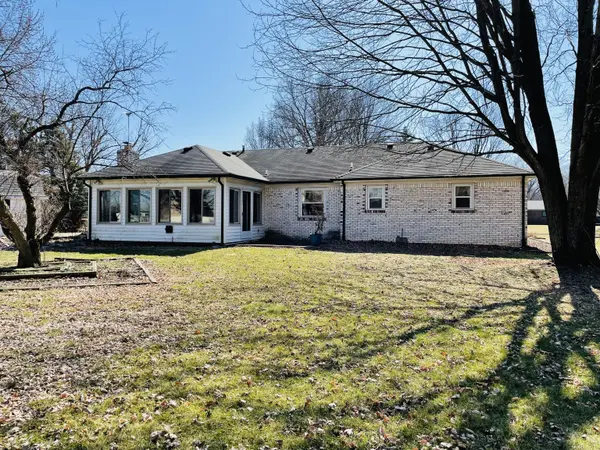 202 Cranberry DR, Greenfield, IN 46140