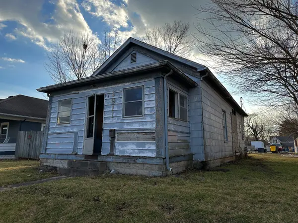 1911 Noble ST, Anderson, IN 46016