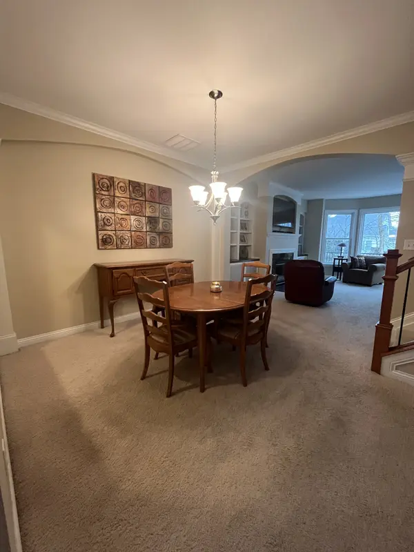 741 Greenford TRL N, Carmel, IN 46032