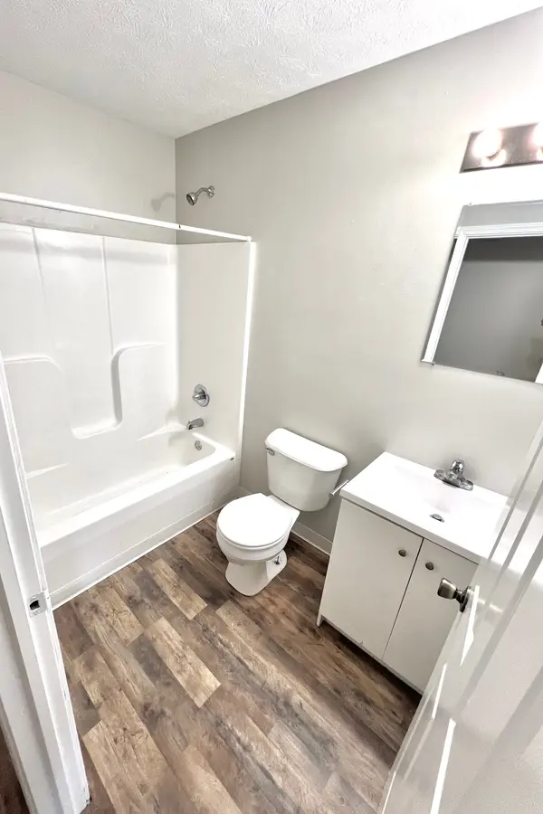 2015 Hillside AVE, Indianapolis, IN 46218
