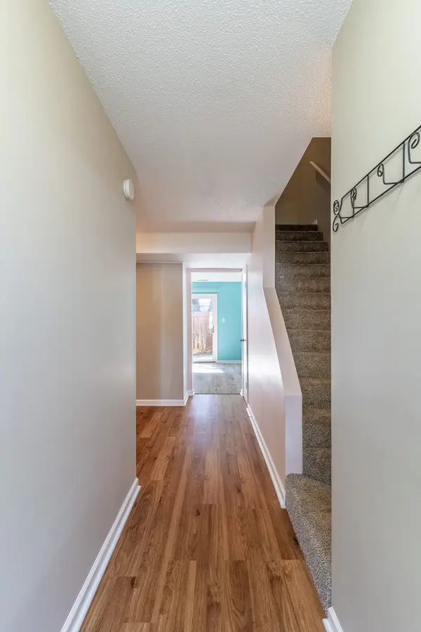 2825 Country Estates DR, Indianapolis, IN 46227