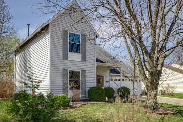 160 Meadow Creek BLVD, Whiteland, IN 46184