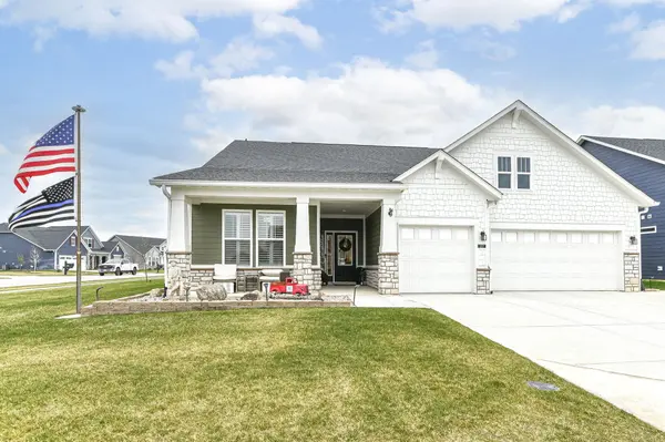 1207 Malbec CIR, Westfield, IN 46074