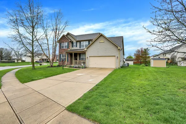 8036 Meadow Bend LN, Indianapolis, IN 46259