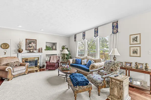 11472 Falling Water WAY, Fishers, IN 46037