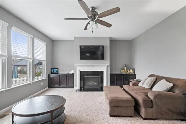 1530 Windswept DR, Greenwood, IN 46143