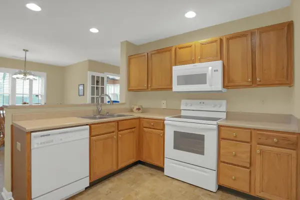 7153 Brant Pointe CIR, Indianapolis, IN 46217
