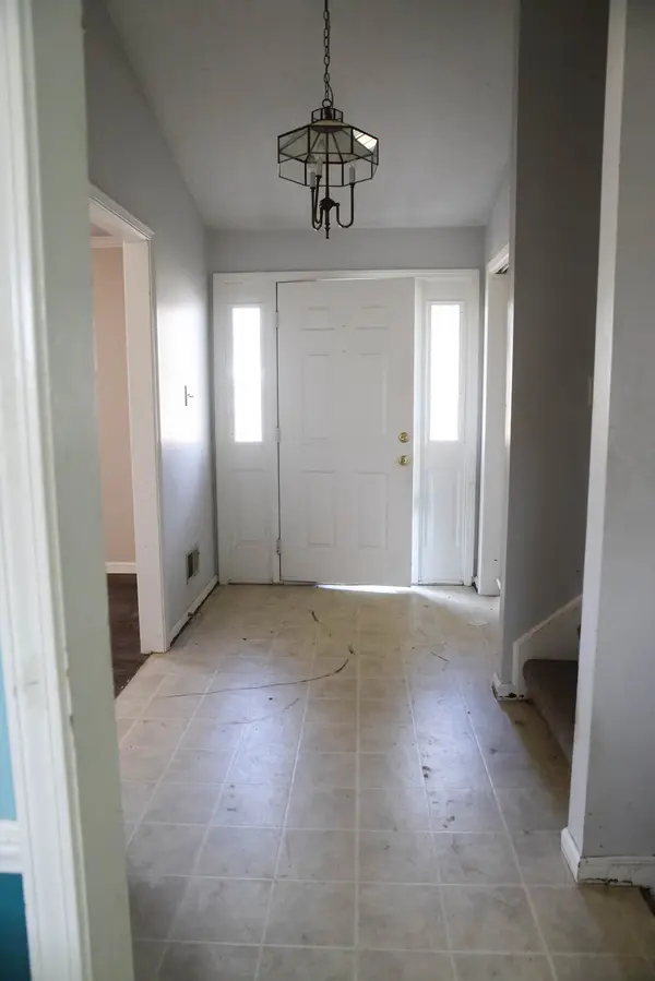 4717 Royal Oak LN, Carmel, IN 46033